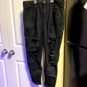 AE black destroyed skinny jeans size 14s